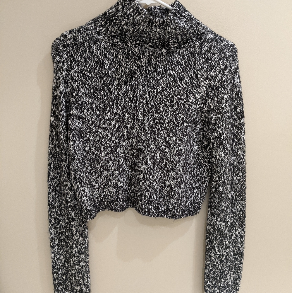 Cropped H&M Sweater